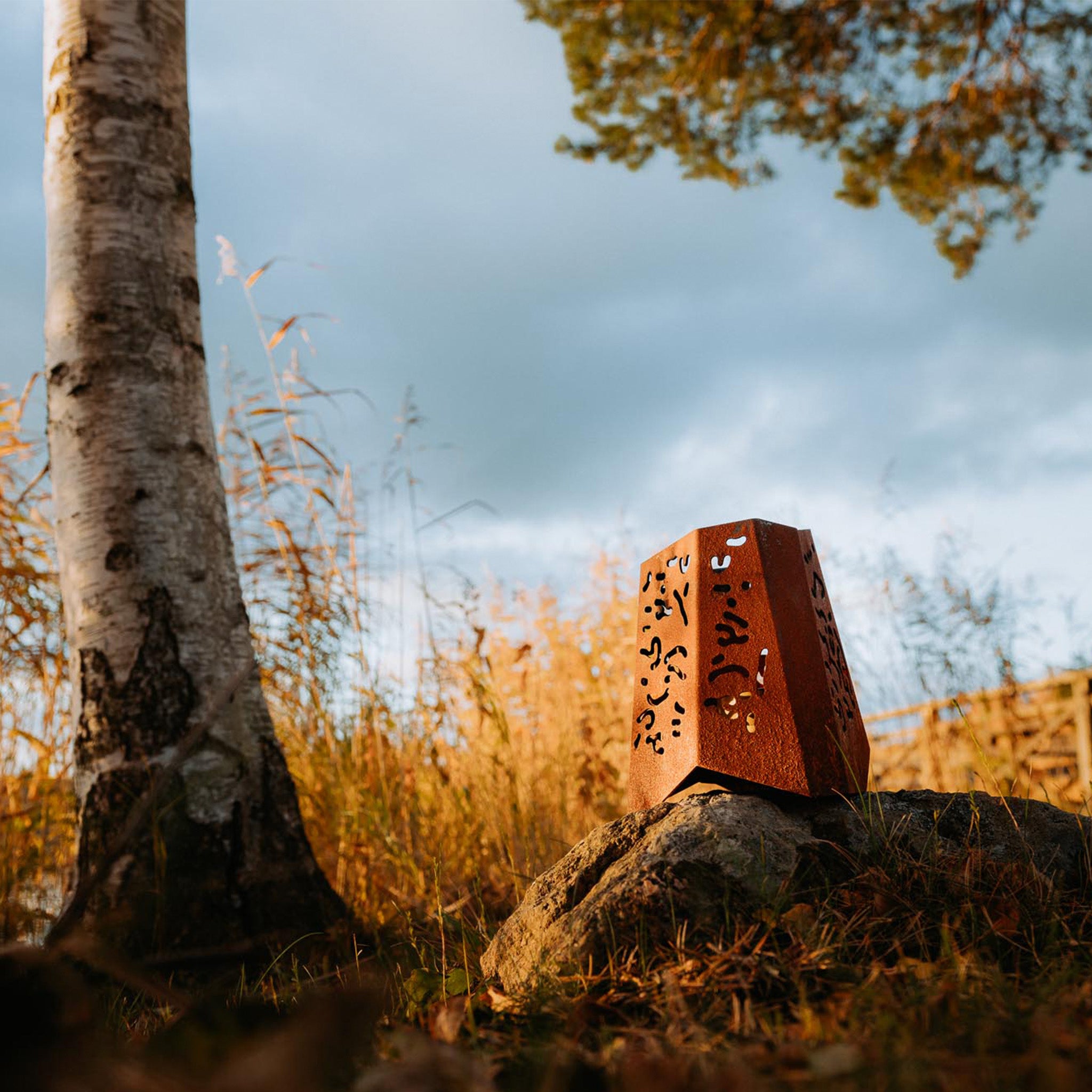 FIRE - Marschallhållare i cortenstål för utomhusbruk