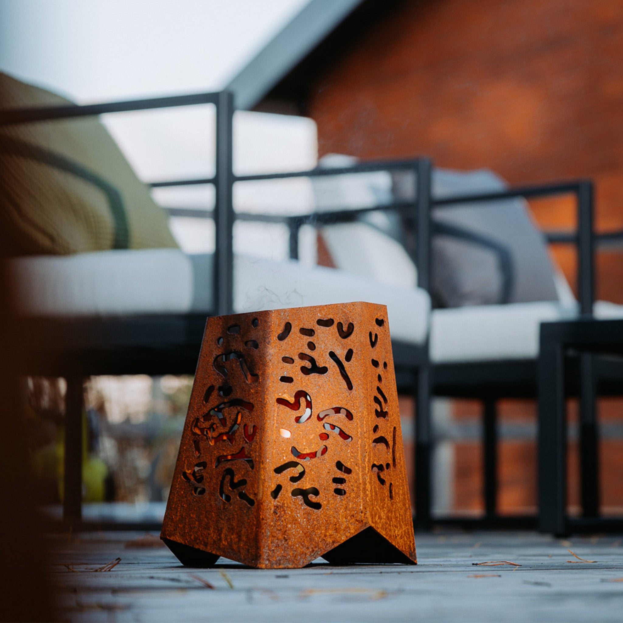 FIRE - Marschallhållare i cortenstål för utomhusbruk