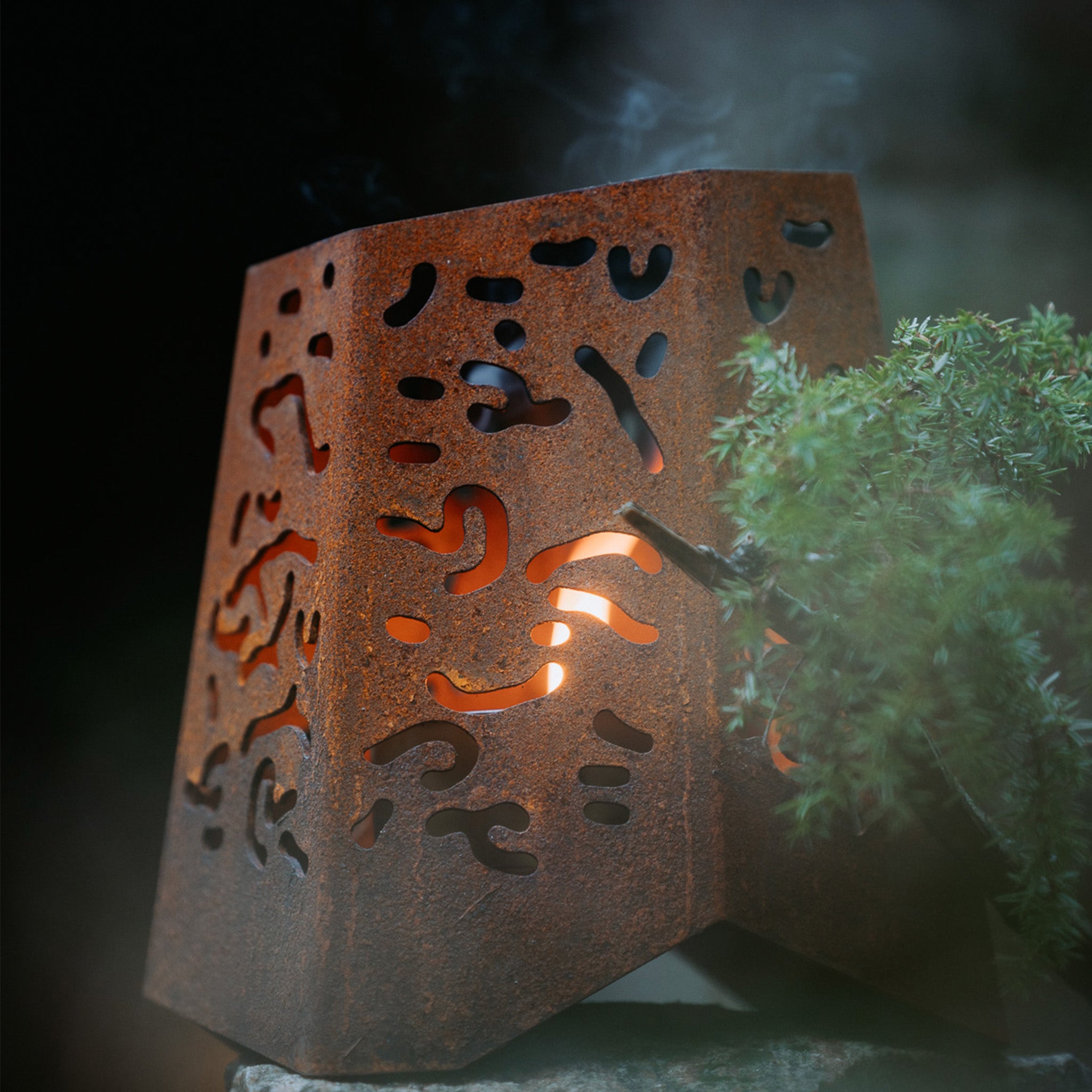 FIRE - Marschallhållare i cortenstål för utomhusbruk